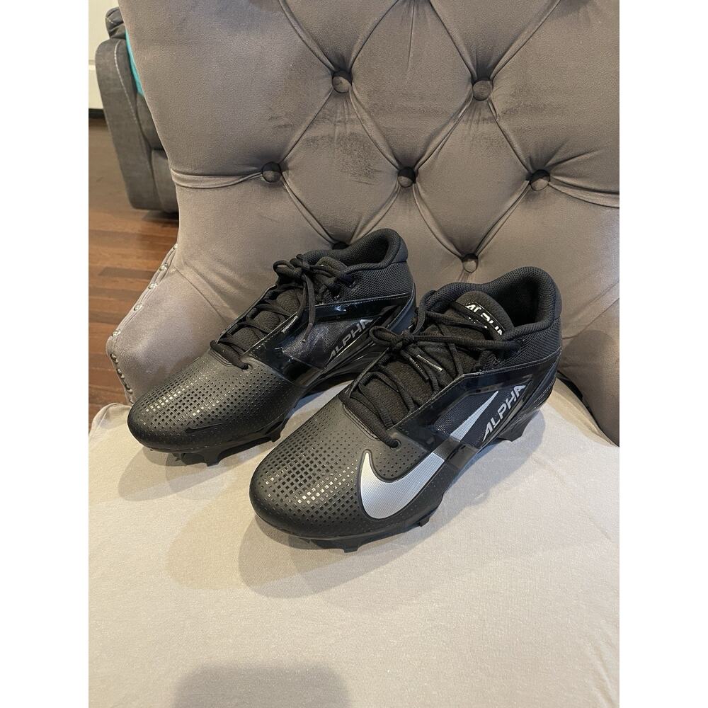 New Men’s 11.5 Nike Alpha Menace 4 Pro Football Cleats Black/Silver FD7037-002 - Picture 2 of 8